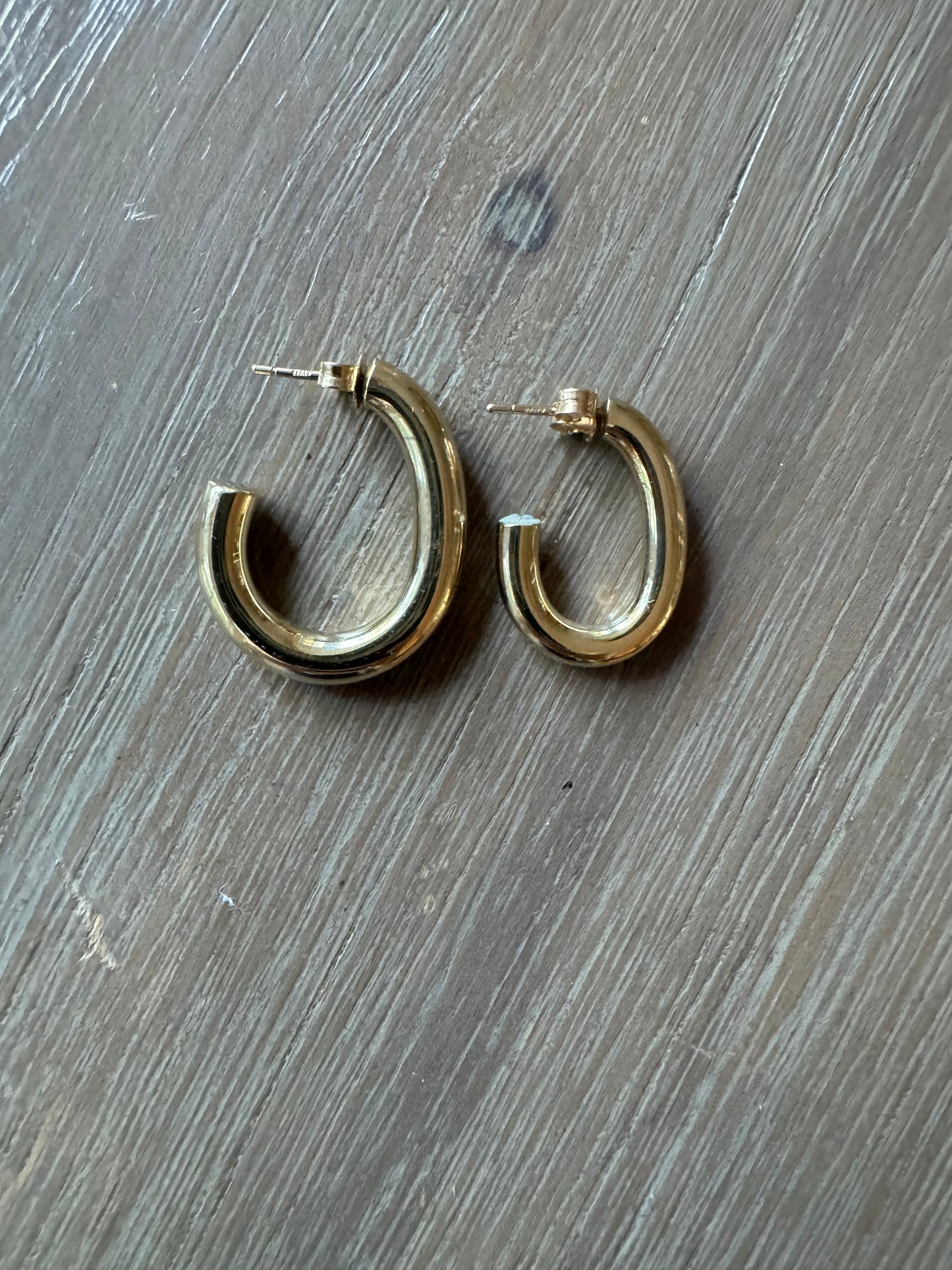 Swoopy "J" Hoops