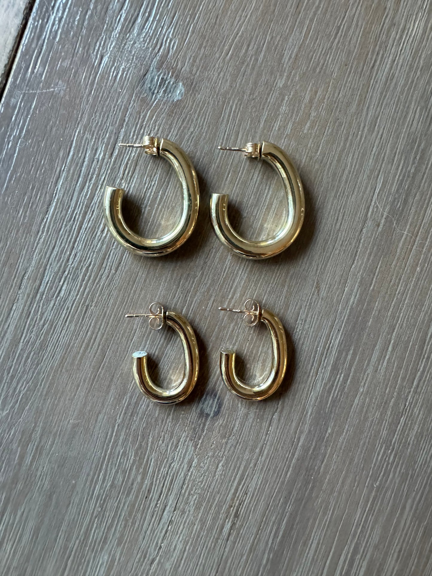 Swoopy "J" Hoops