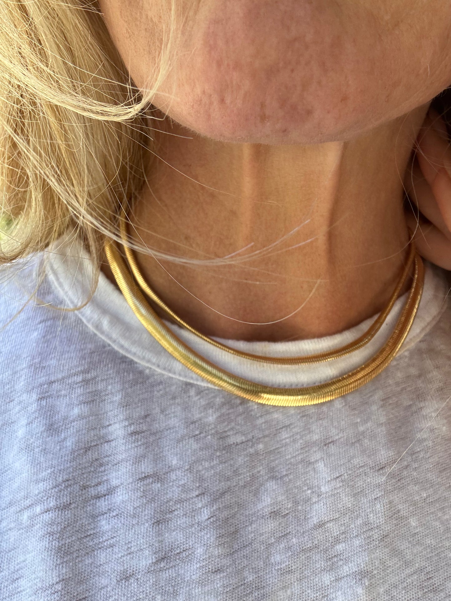 Rounded edge herringbone, small: gold filled