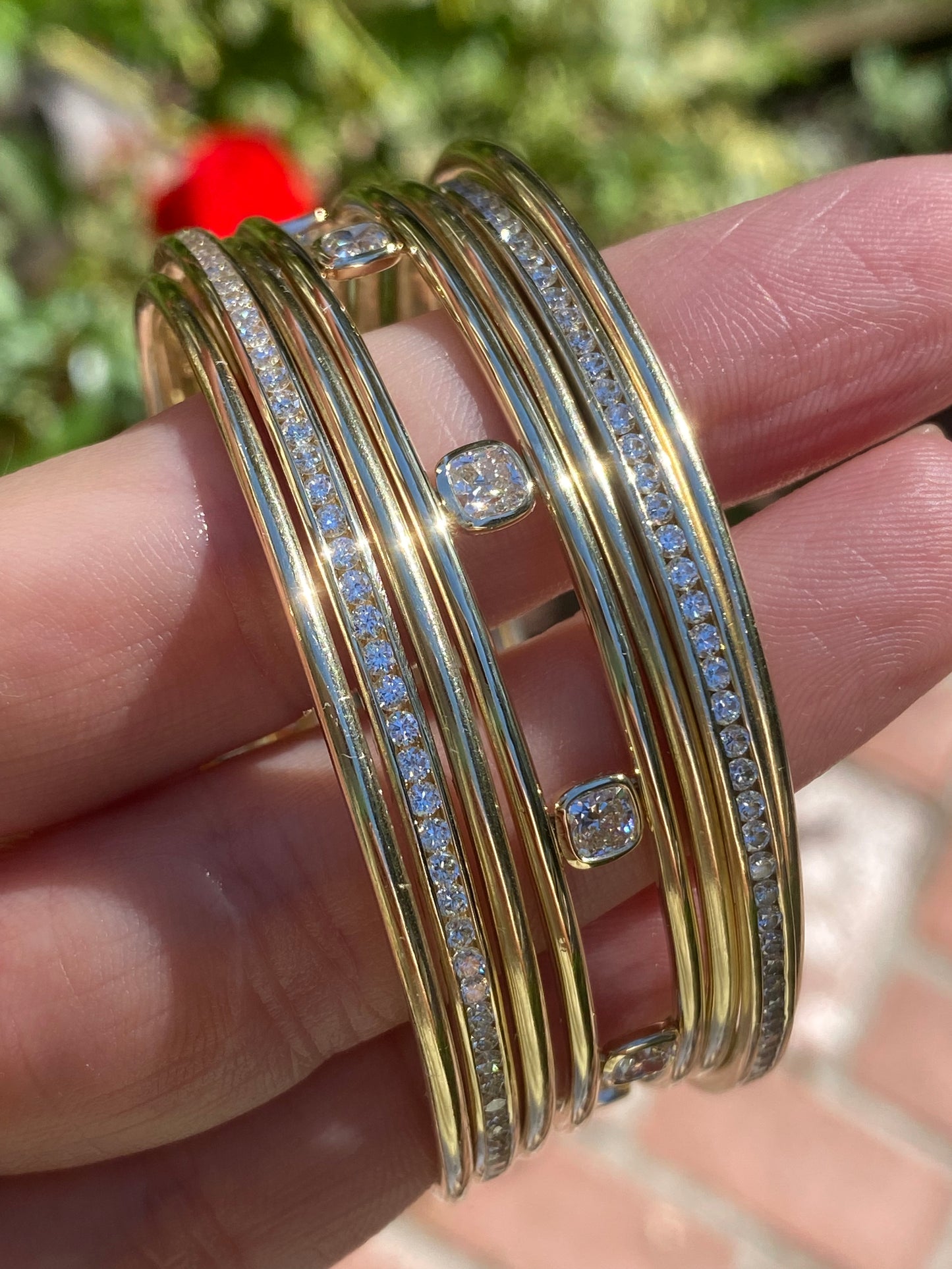 The Luxe Legend Snazzy Bangle