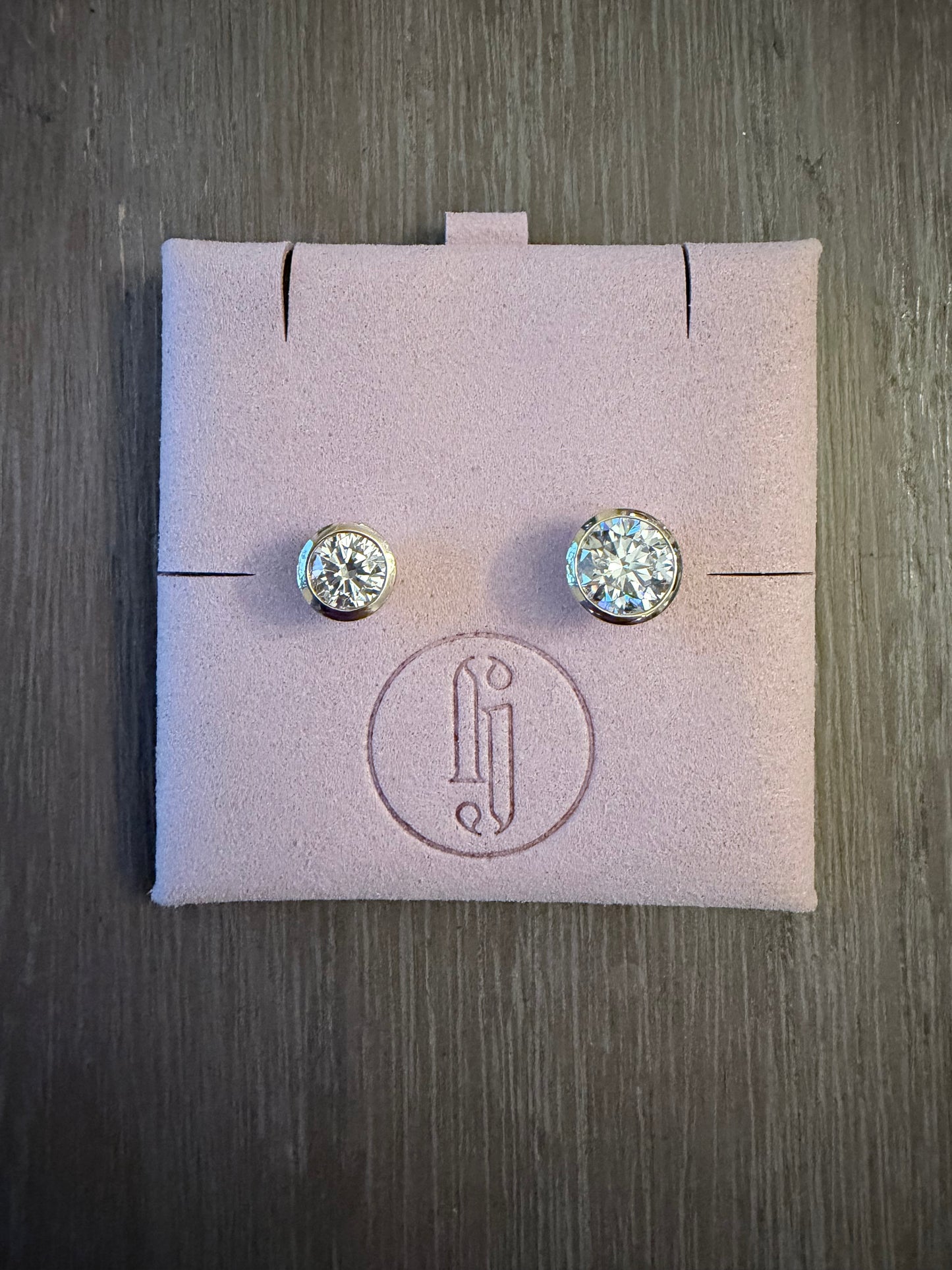 PRE-ORDER Perfectly Propped Pillow bezel set lab grown diamond studs