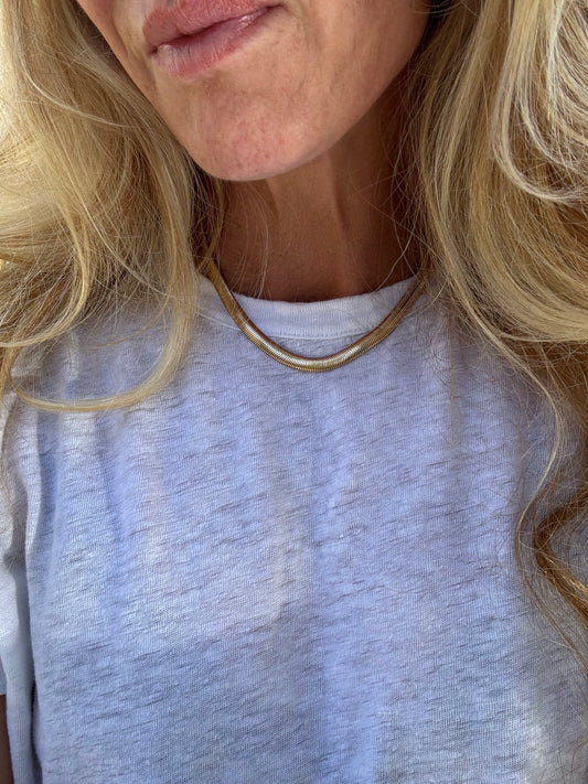 Rounded edge herringbone, large: gold filled