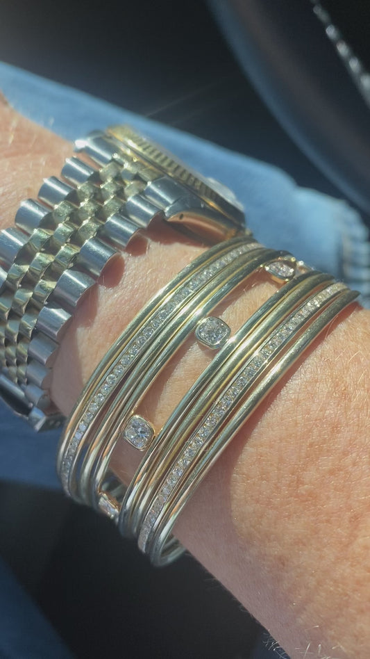 The Luxe Legend Snazzy Bangle